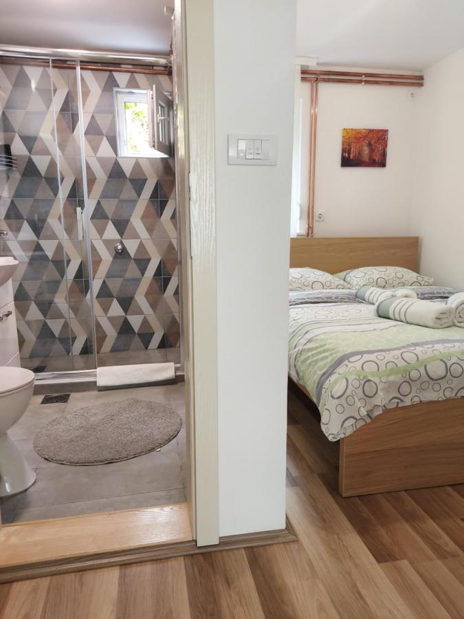 Apartment Holiday Vrnjacka Banja Ngoại thất bức ảnh
