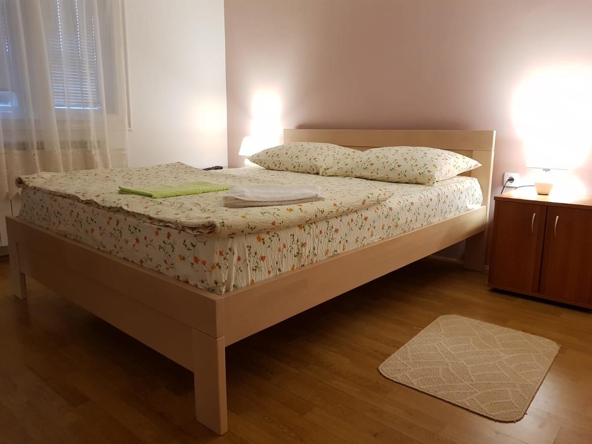Apartment Holiday Vrnjacka Banja Ngoại thất bức ảnh