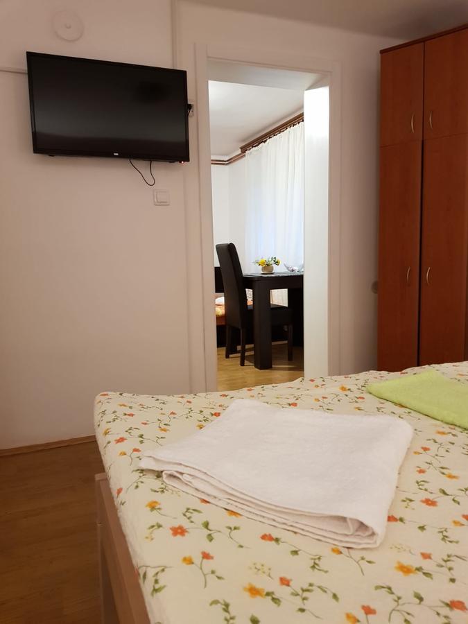 Apartment Holiday Vrnjacka Banja Ngoại thất bức ảnh
