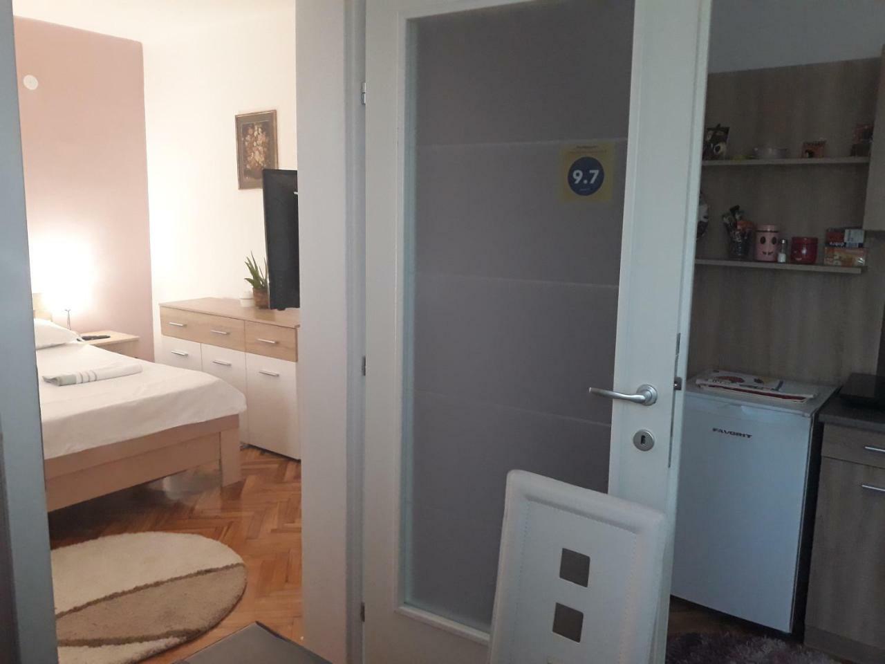 Apartment Holiday Vrnjacka Banja Ngoại thất bức ảnh